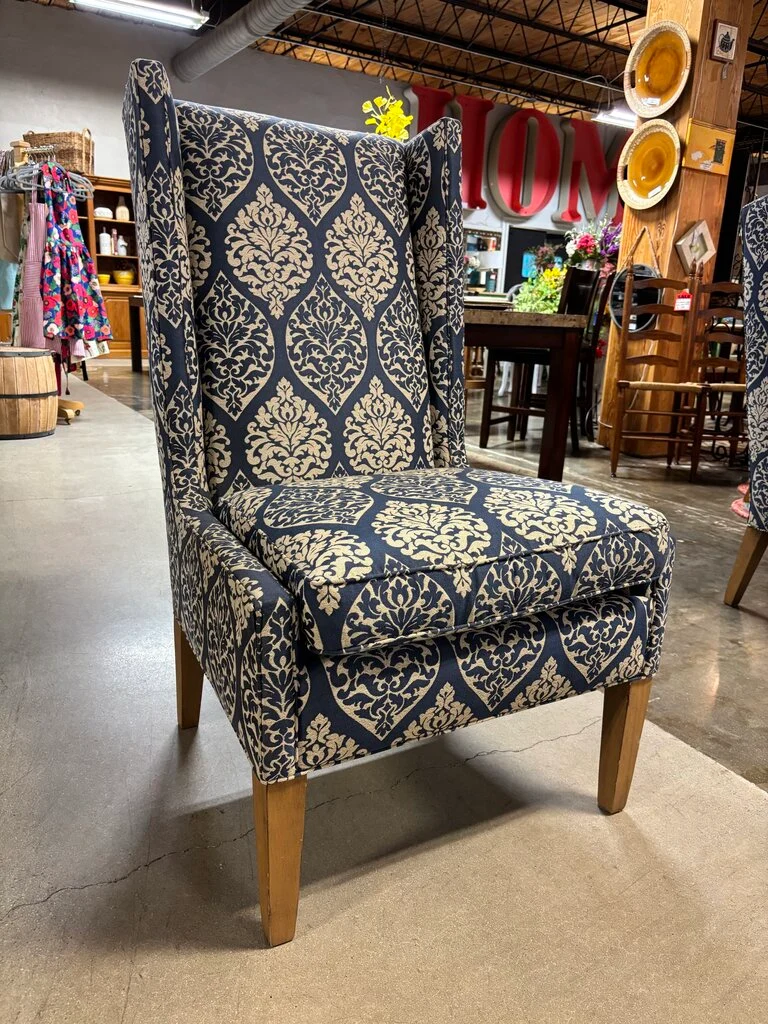Accent Chair - Image 2