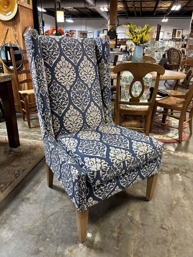 Accent Chair - Image 2
