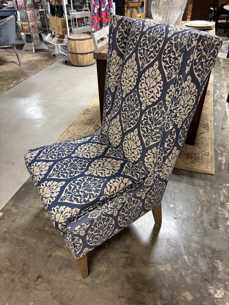 Accent Chair - Image 5