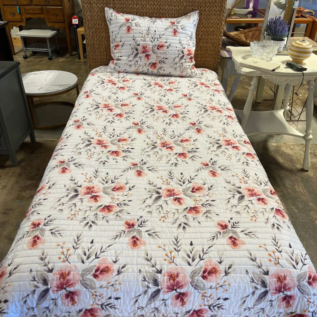 Adeline Quilt Set - Twin/Twin XL - Image 5