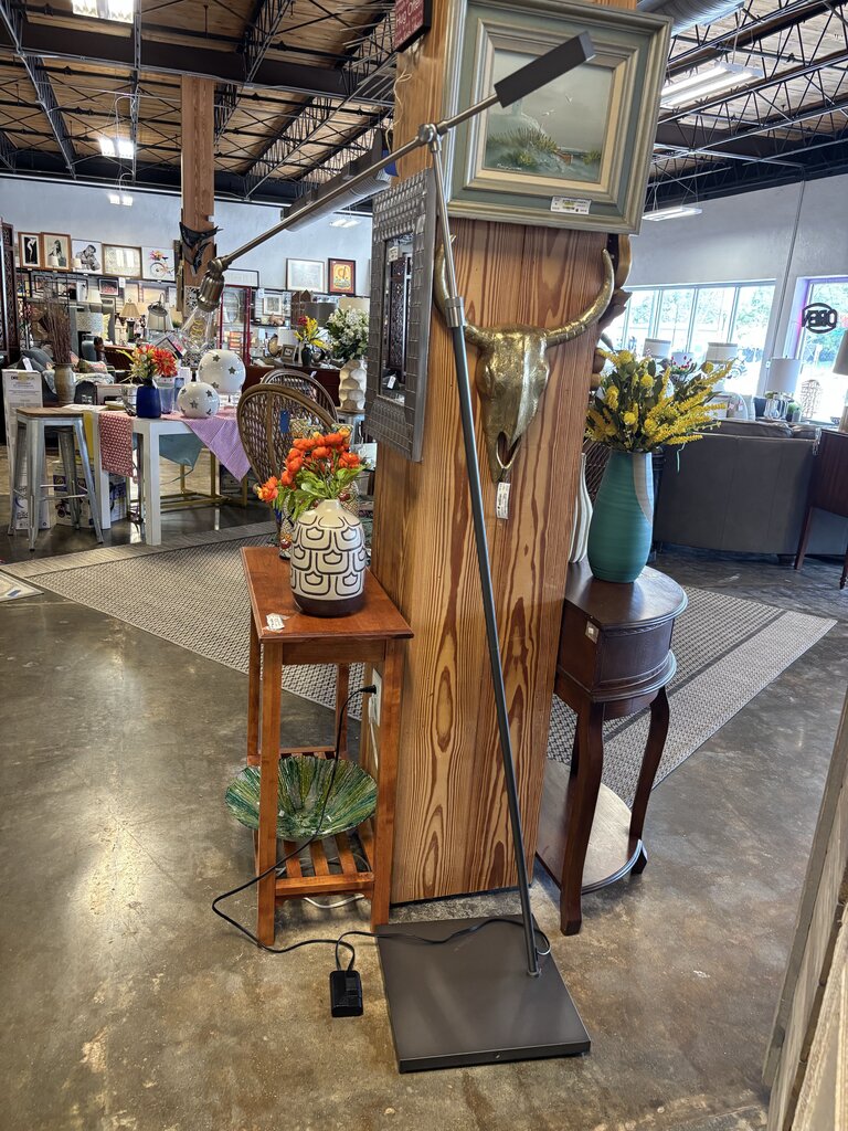 Angled Metal Floor Lamp - Image 2
