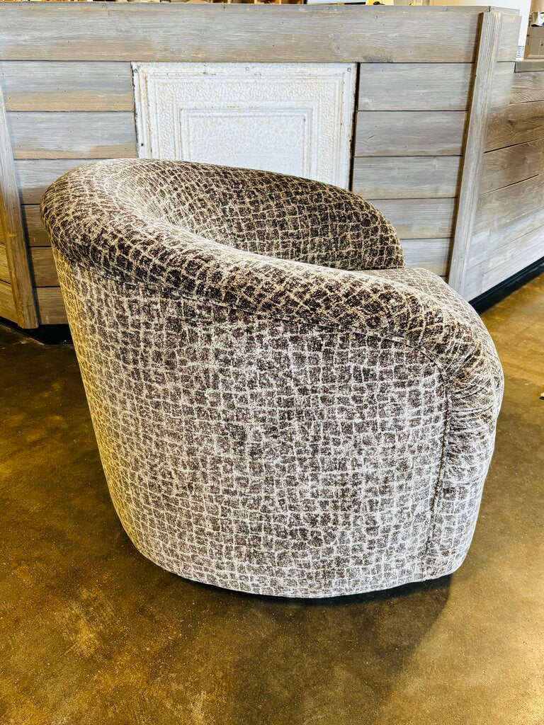 Barrel Upholstered Swivel Chair - Image 3