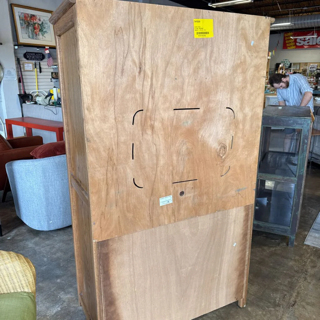 Black Hawk Armoire 40 X 22 X 67.5 - Image 4