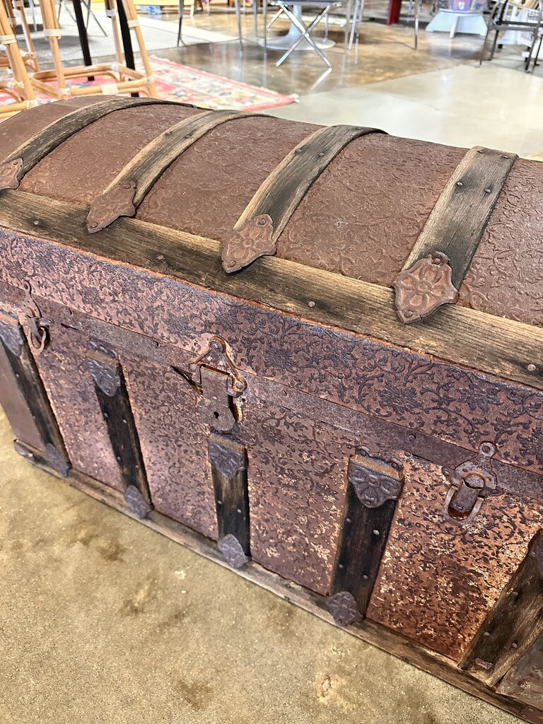 Camel Back Steamer Trunk - Image 8