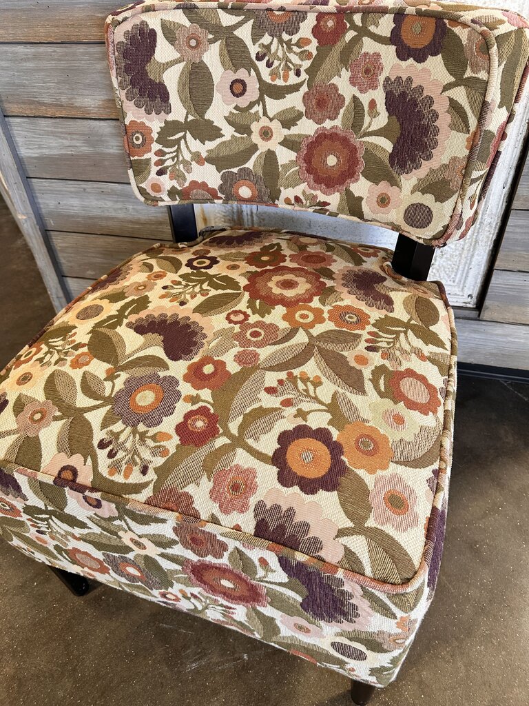 Earthtone Floral Accent Chair - Image 5