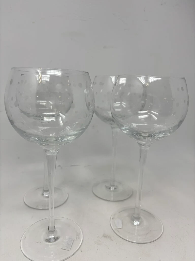 Etched Polka Dot Wine Goblets Set 4 - Image 3
