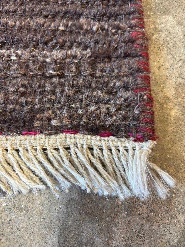 Fringed Hand Knotted Wool/Cotton Rug 47L x 70W - Image 3