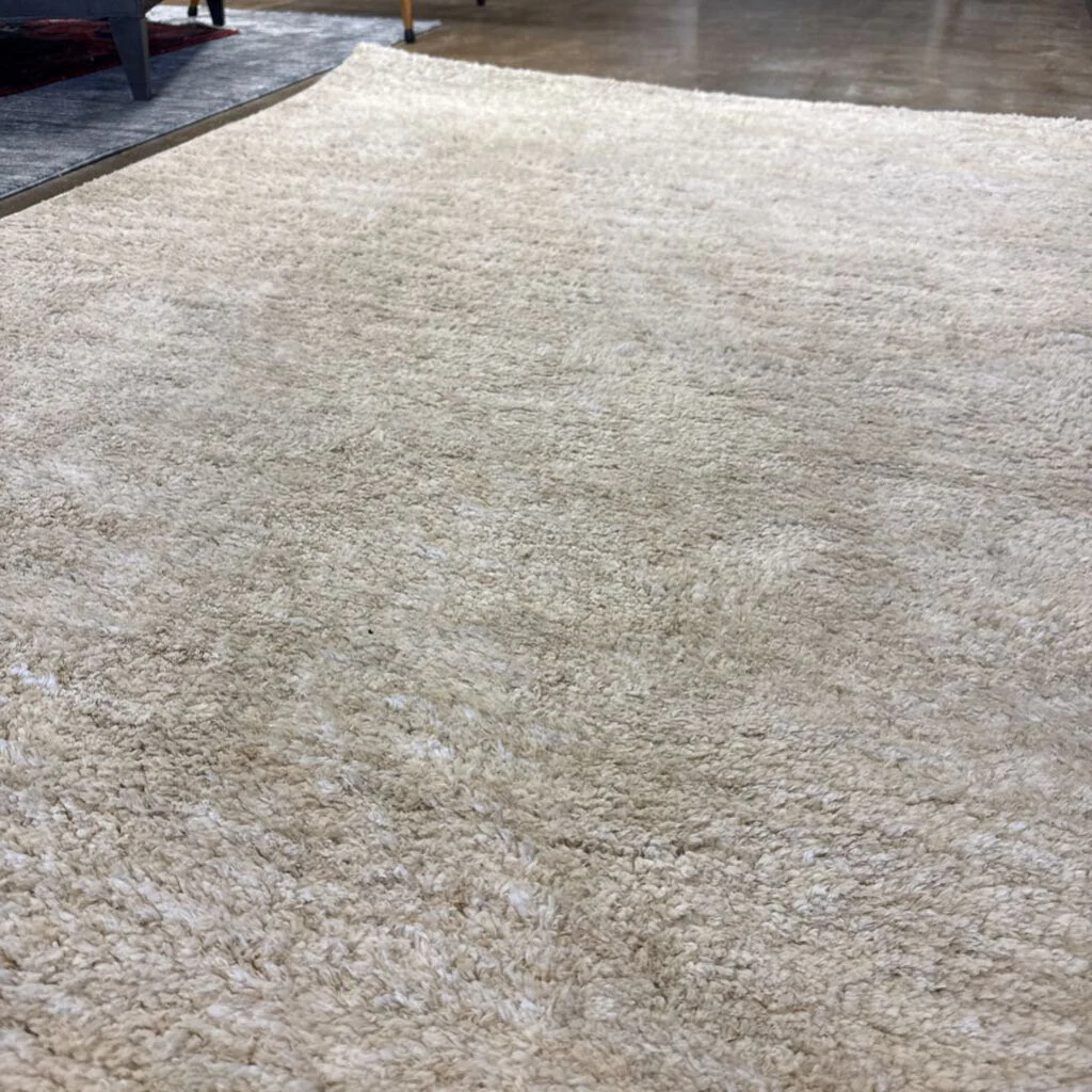 Heavenly 5x7 Rug - Image 3