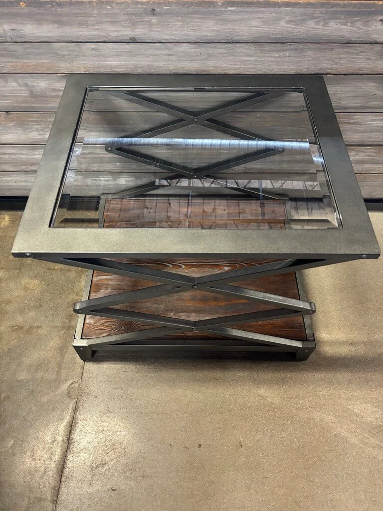 Liberty Furn Avignon Metal/Glass End Table - Image 2