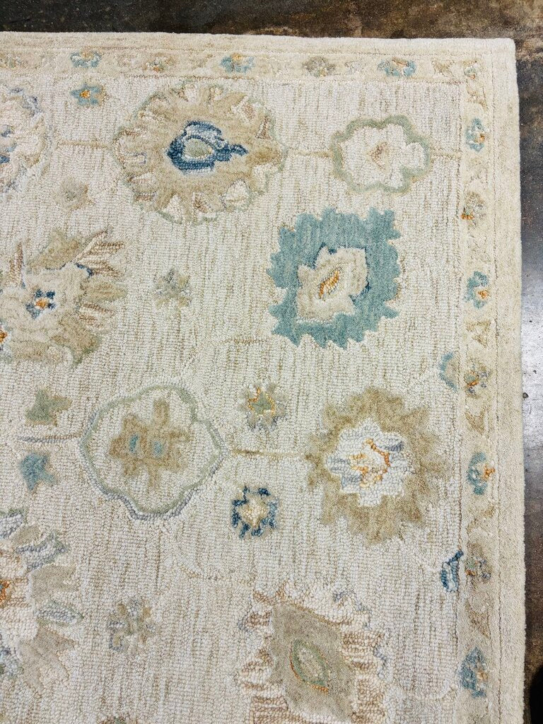 Medallion Wool 5'x7.9' Rug - Image 3