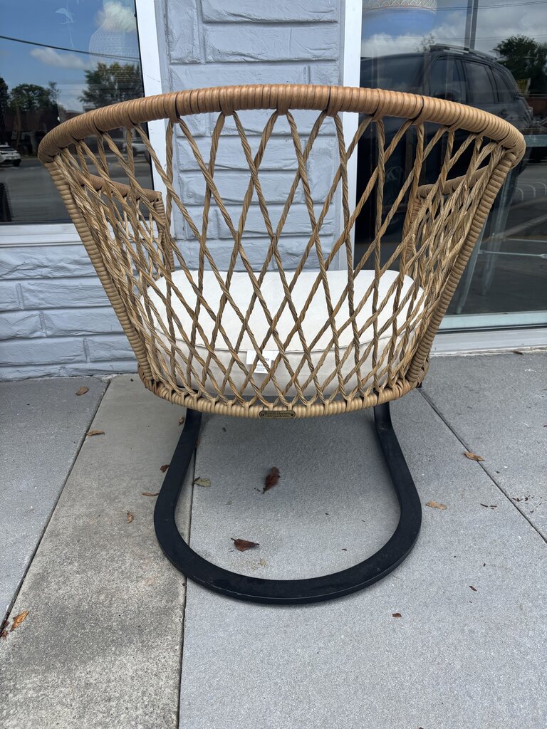 Metal C Frame Wicker Chair with Cushion - Image 3