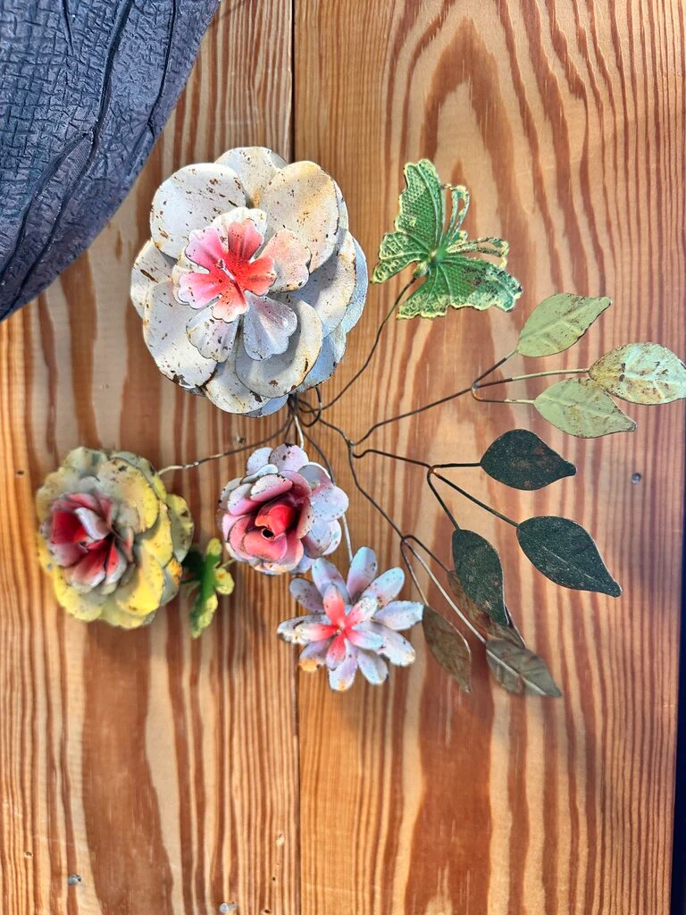 Metal Floral Wall Deco