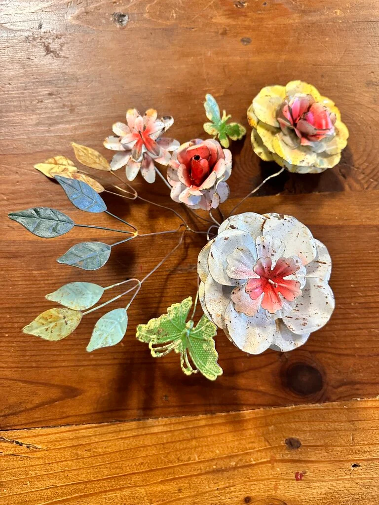 Metal Floral Wall Deco - Image 2
