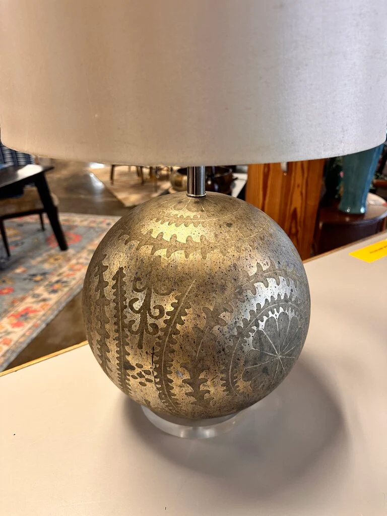Metallic Ball On Acrylic Base Lamp - Image 2