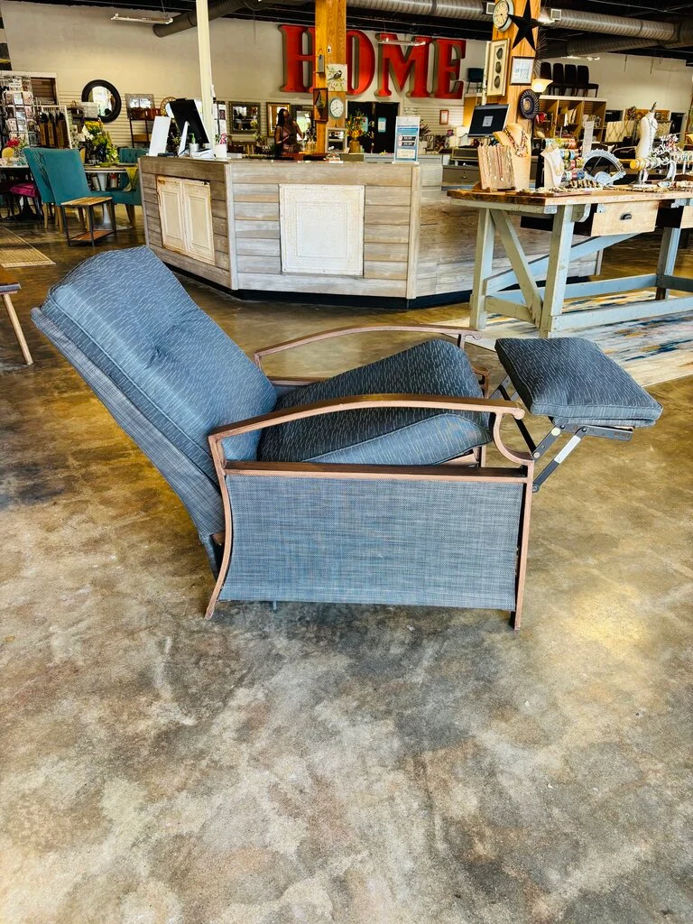Outdoor Recliner with Cushions - Image 6