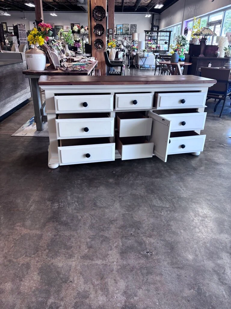 Painted 7 Drawer Dresser 70 X 19 x 34.25 - Image 5