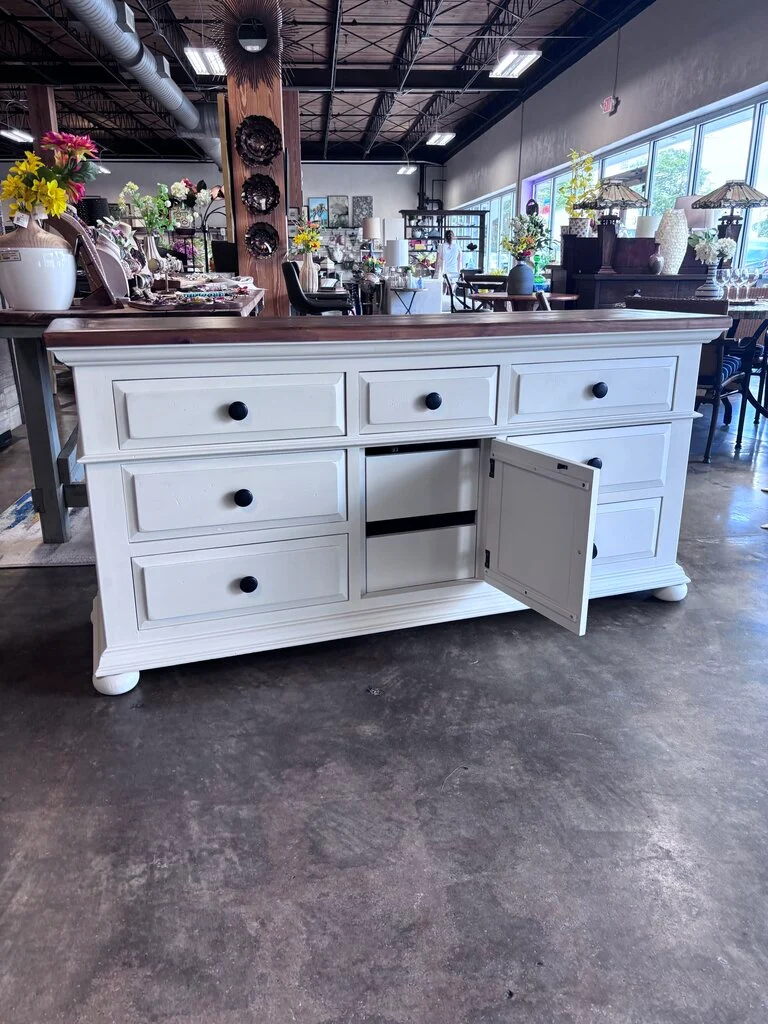 Painted 7 Drawer Dresser 70 X 19 x 34.25 - Image 6