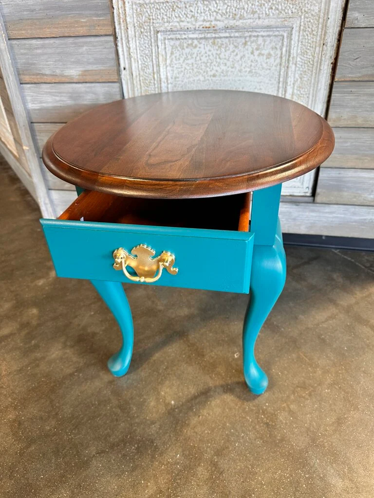 Painted One Drawer Side Table 22.75 X 25.5 X 22.75 - Image 3