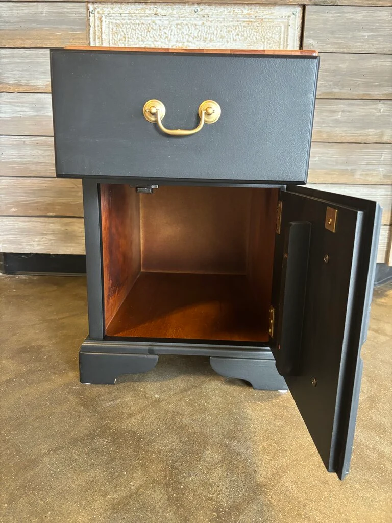 Painted Side Table with Hidden Bin 15 X 25 X 22 - Image 3