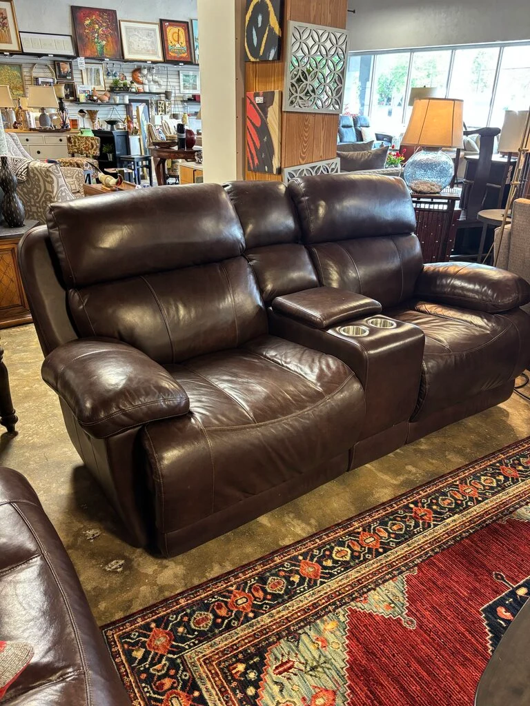 Power Reclining Loveseat with Console - Image 2