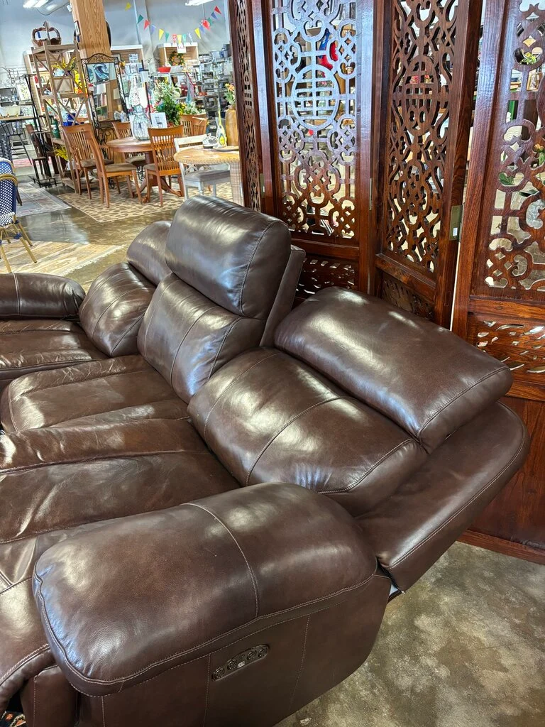 Power Reclining Sofa - Image 4