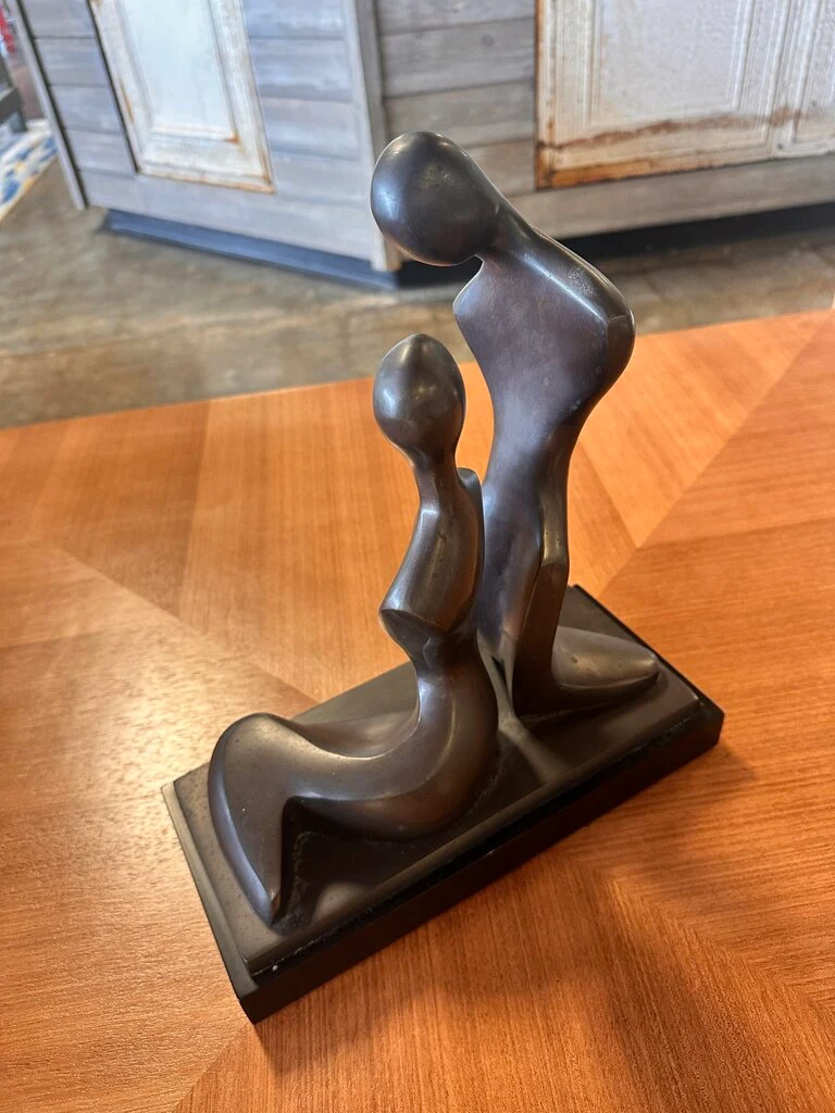 Quiet Encounter Sculpture - Image 2