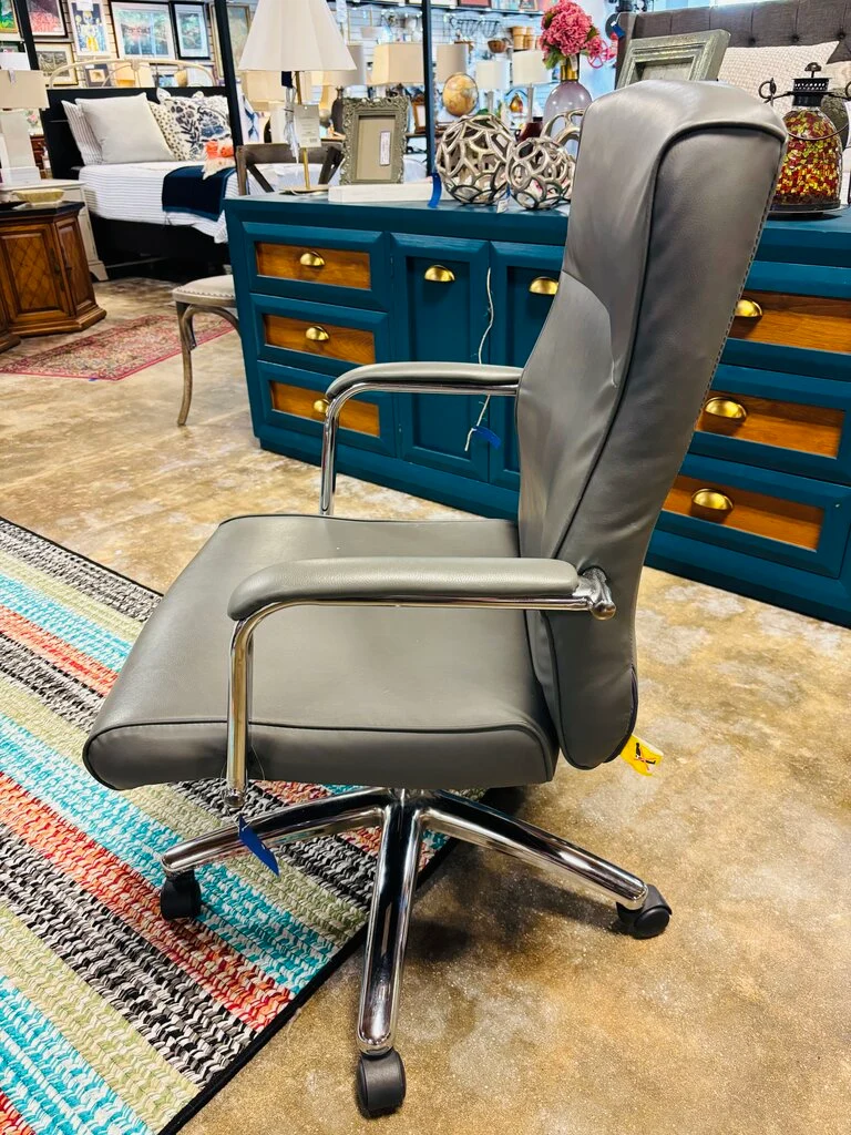Rolling Desk Chair - Image 4