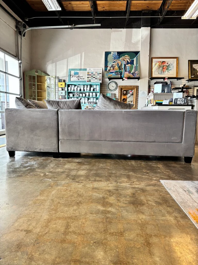 Sectional Sofa with Nailhead Trim, 4 Pillows 110" X 72" - Image 4