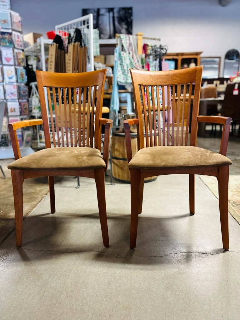 Set 2 Dining Arm Chairs Vermont Woods - Image 3