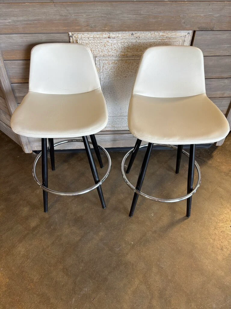 Set 2 Metal & Vinyl Counter Stools - Image 2