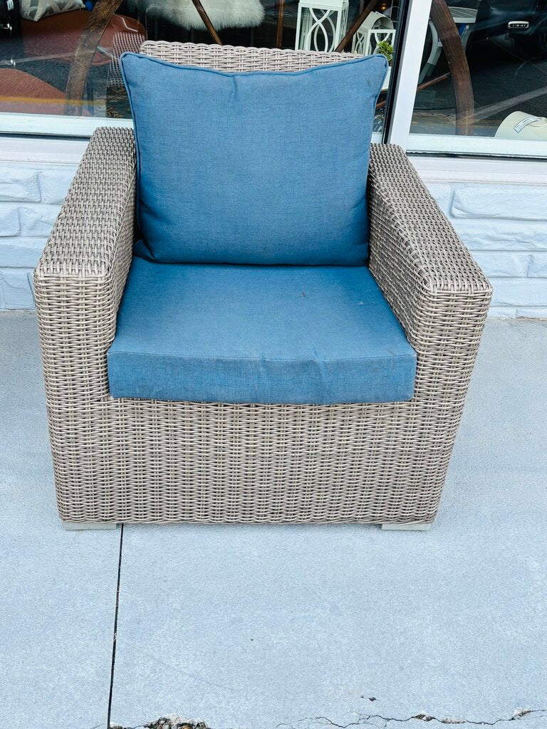 SET 3 Faux Wicker Loveseat, Chair, & Side Table w/Cushions - Image 5