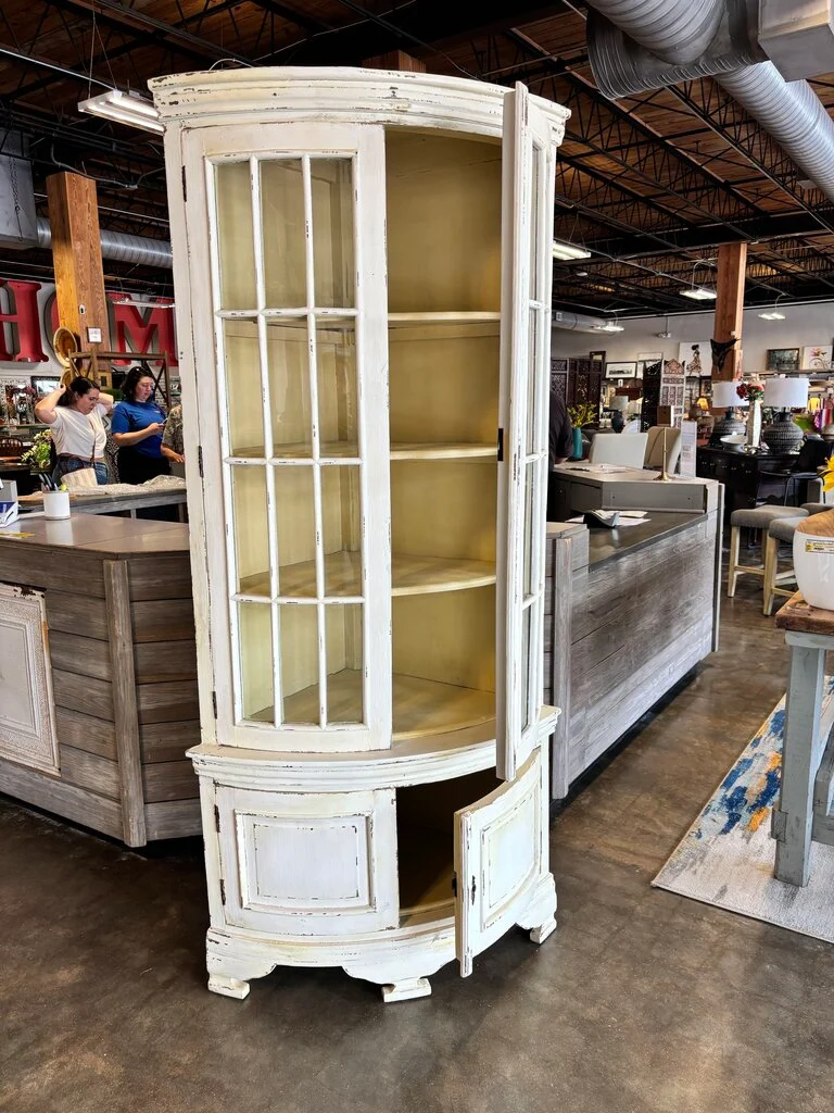 Shabby Chic 4 Door Corner Cabinet - Image 3