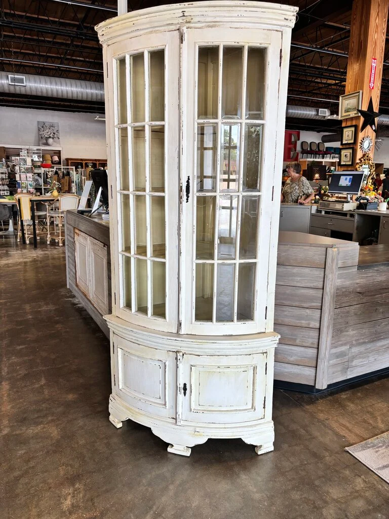 Shabby Chic 4 Door Corner Cabinet - Image 5
