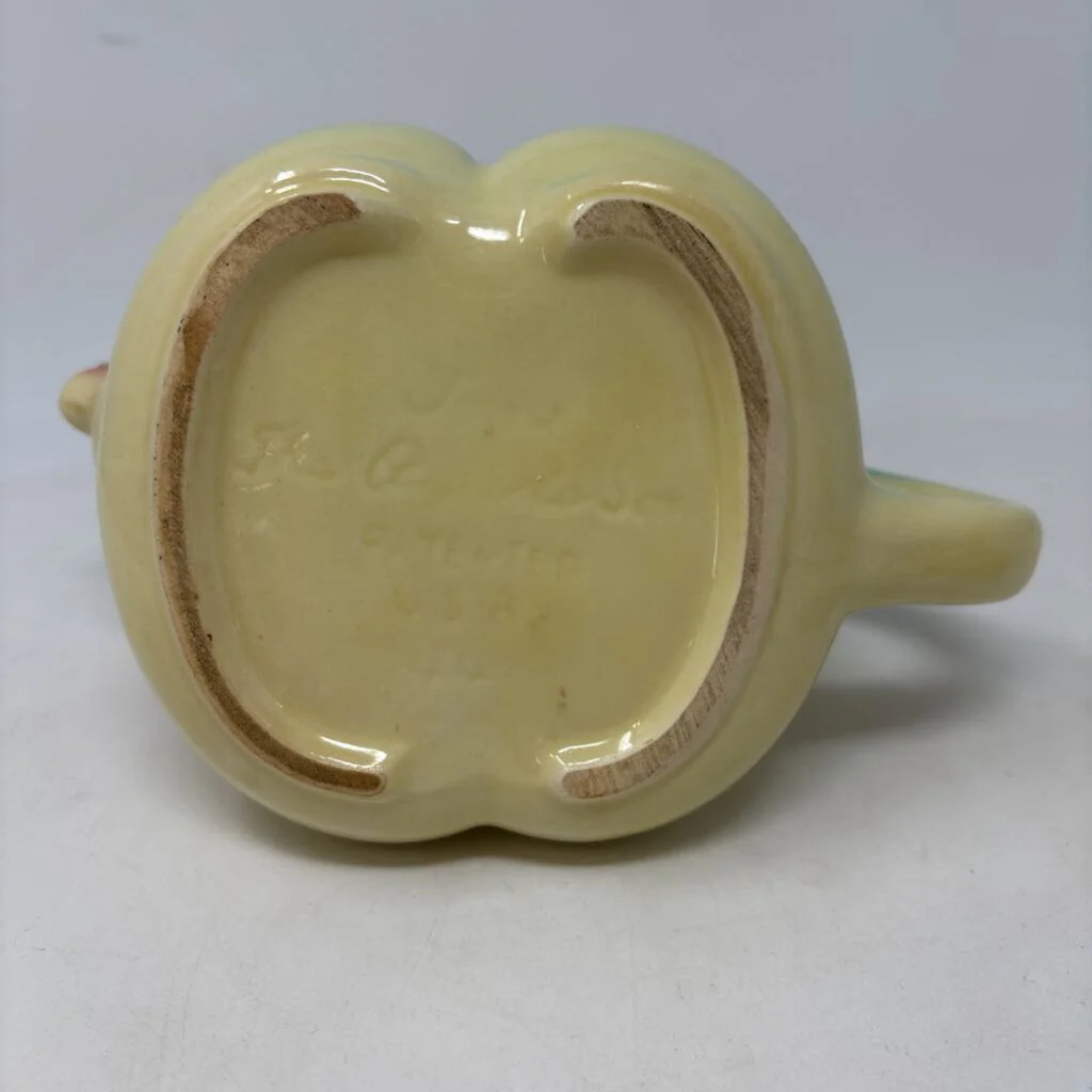 Shawnee Pottery Tom the Piper's Son Teapot - Image 8