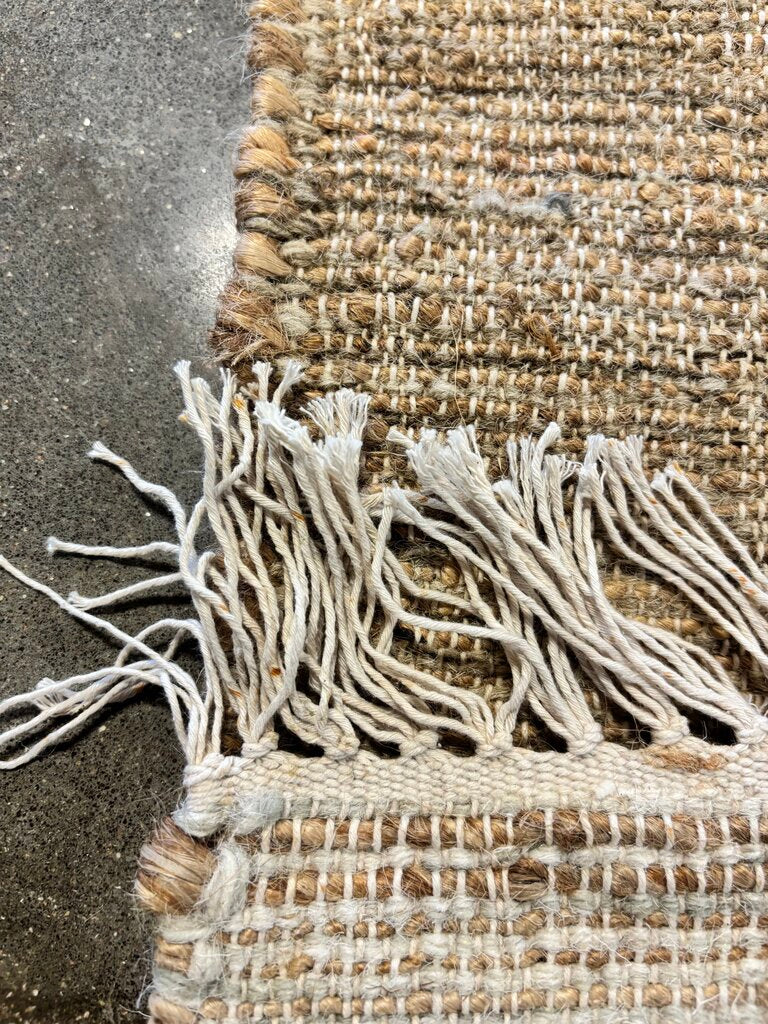 Sona Francis Taupe Rug 5 X 8 - Image 4