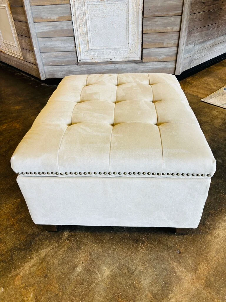 Tufted Upholstered Ottoman - Image 3