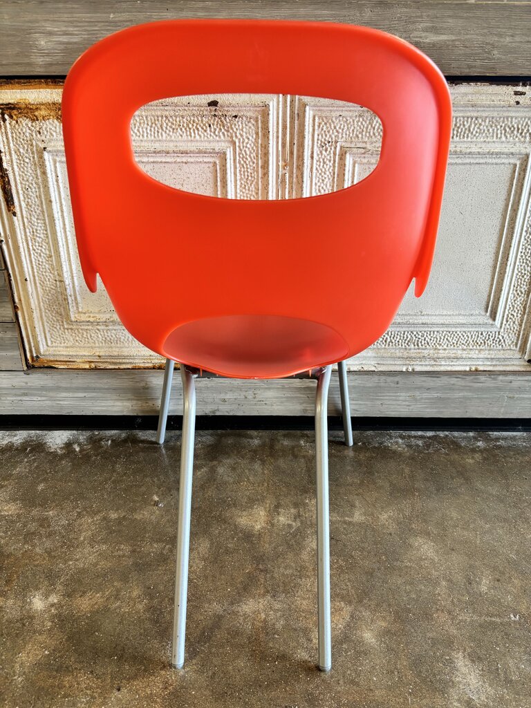 Umbra Oh Chair by Karim Rashid - Image 3