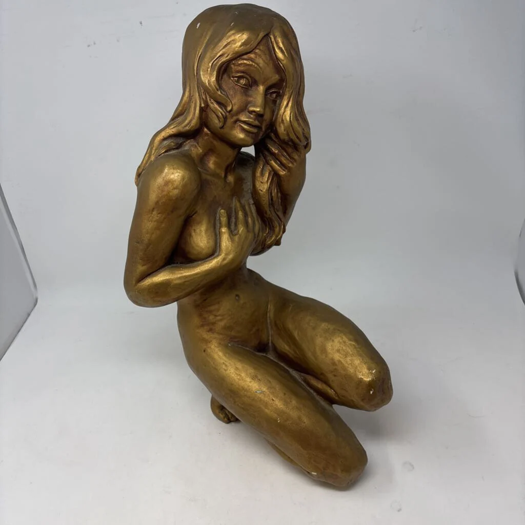 Universal Statue 1961 Nude Lady