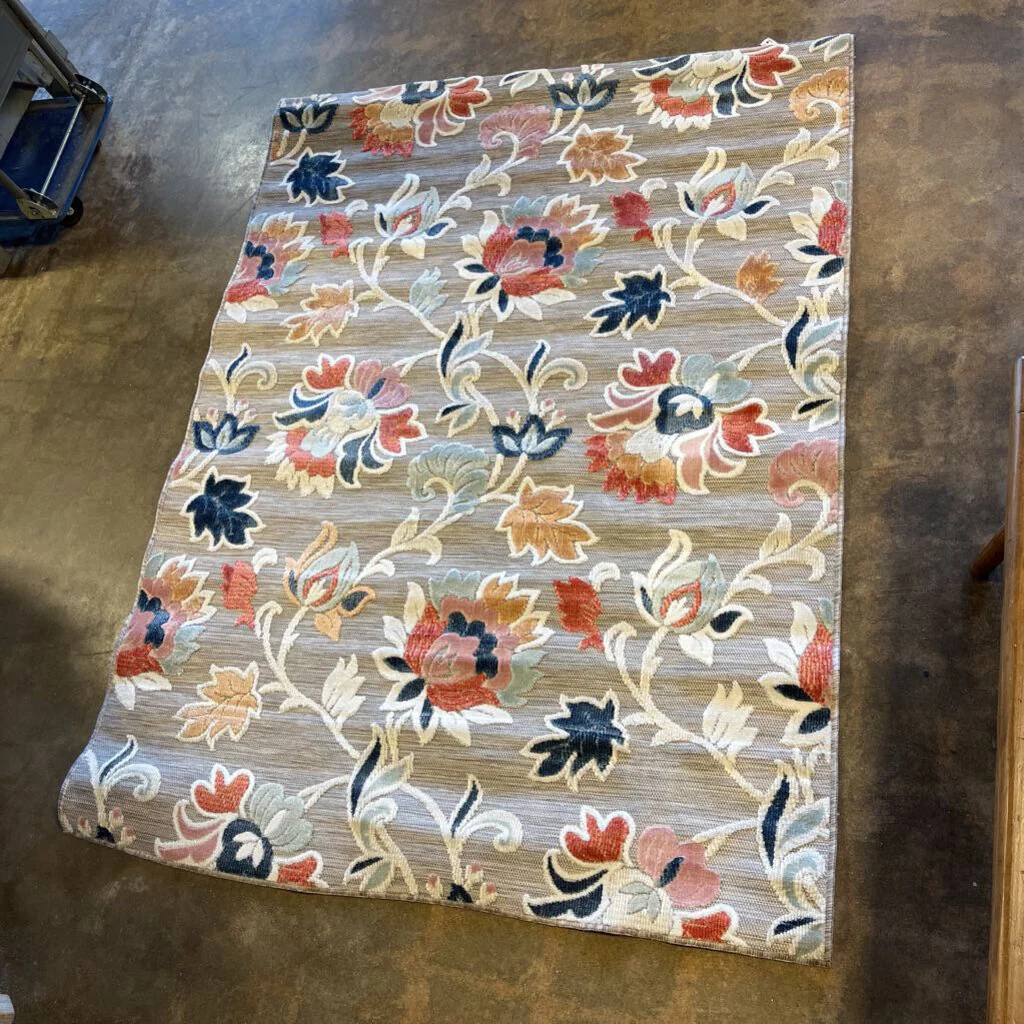 Vanessa Floral Indoor/Outdoor 5'x7' Rug - Image 2