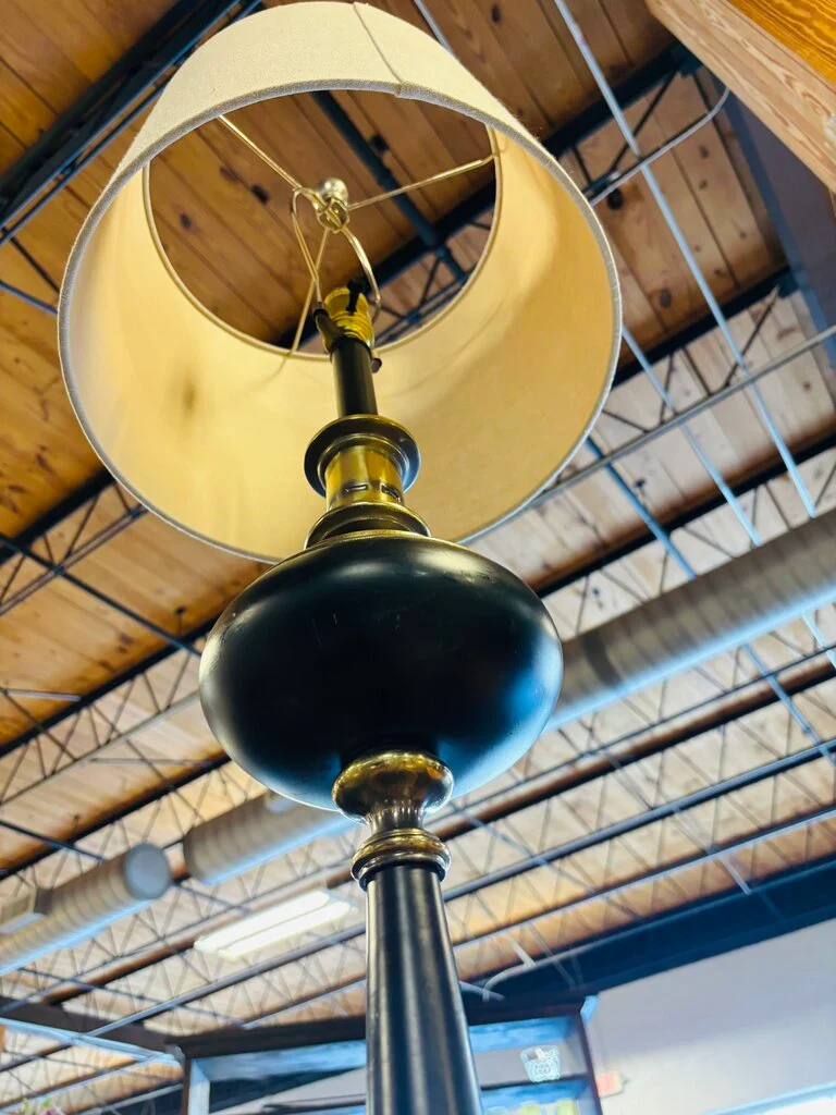 Vintage 1960's Hollywood Regency Lamp - Image 3
