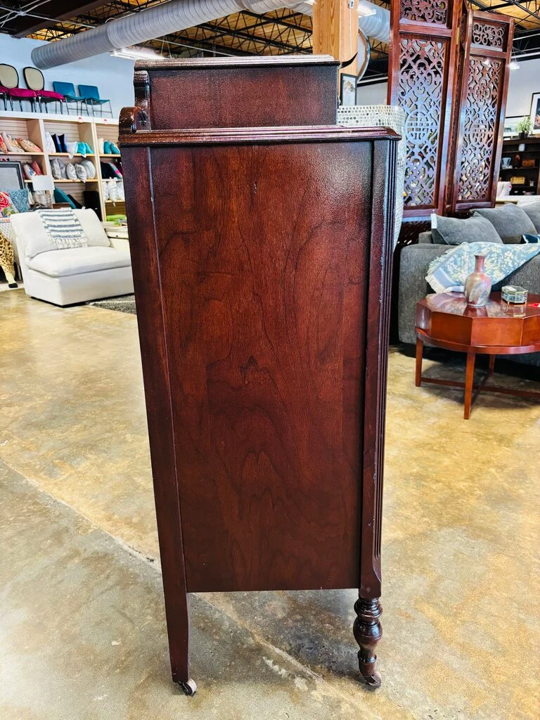 Vintage Dresser 36 x 18 x 51 - Image 2