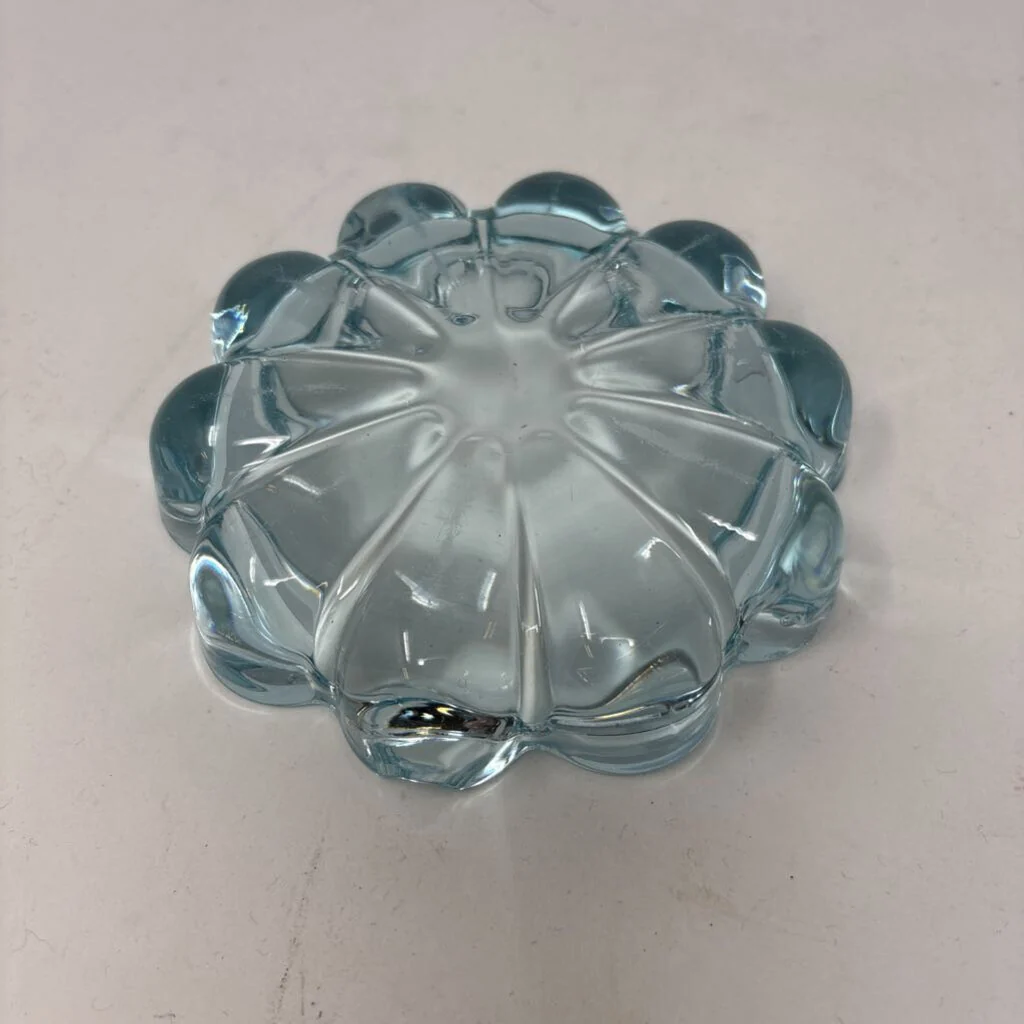 Vintage Glass Ashtray - Image 3