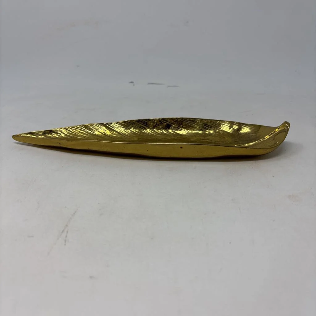 Vintage Leaf Dish Butterfly Bush - Image 2