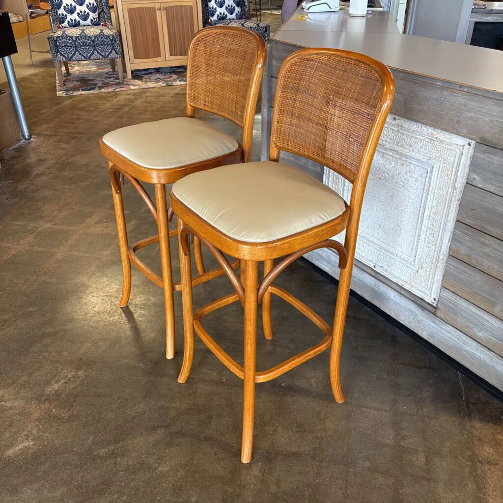 Vintage MCM Wood/Rattan Back Bar Stools Pair - Image 3