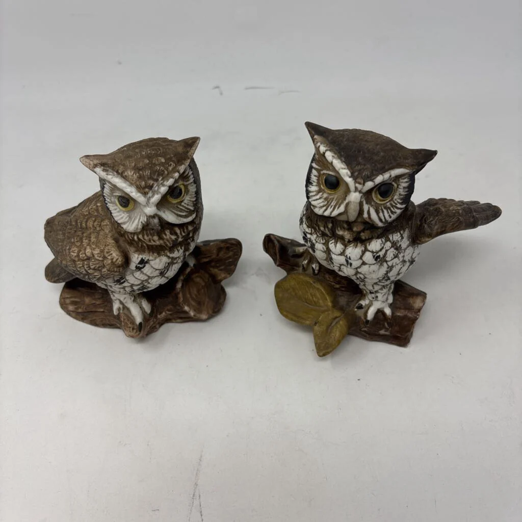 Vintage Porcelain Owls Pair - Image 2