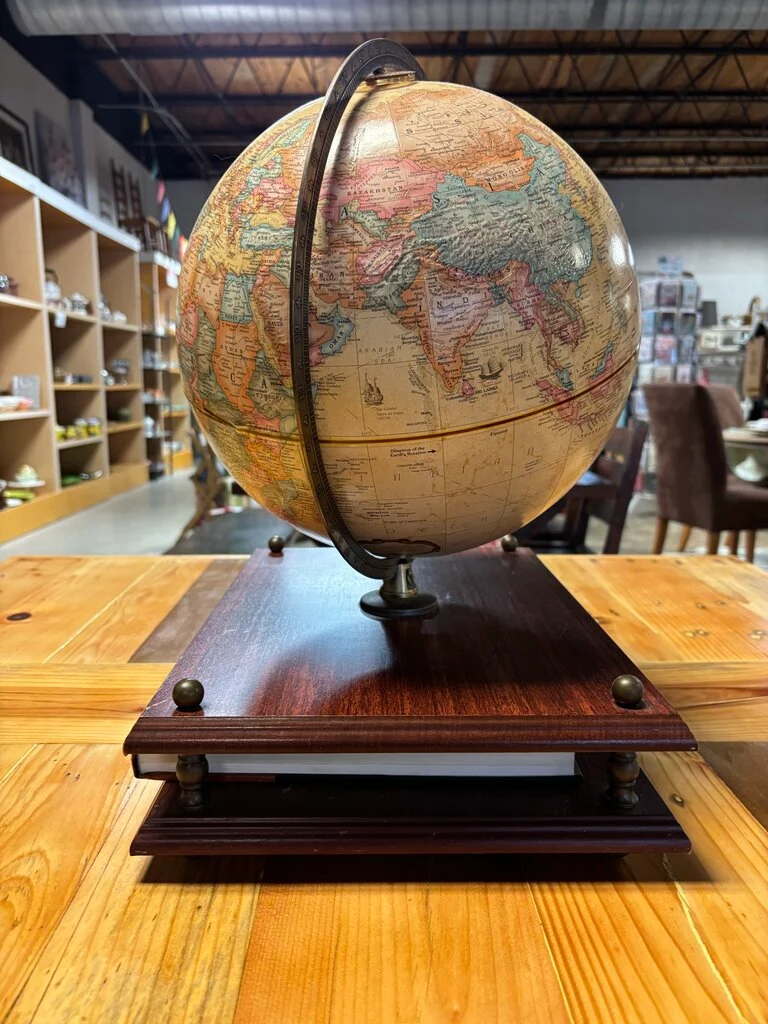 Vintage Replogle Globe on Stand with World Atlas - Image 2