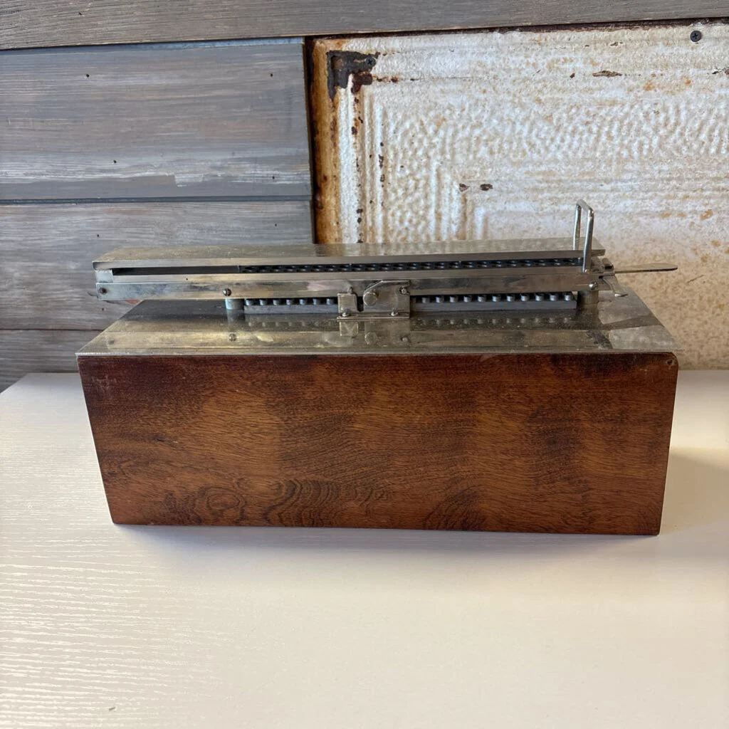 Vintage S & D Capsule Filler