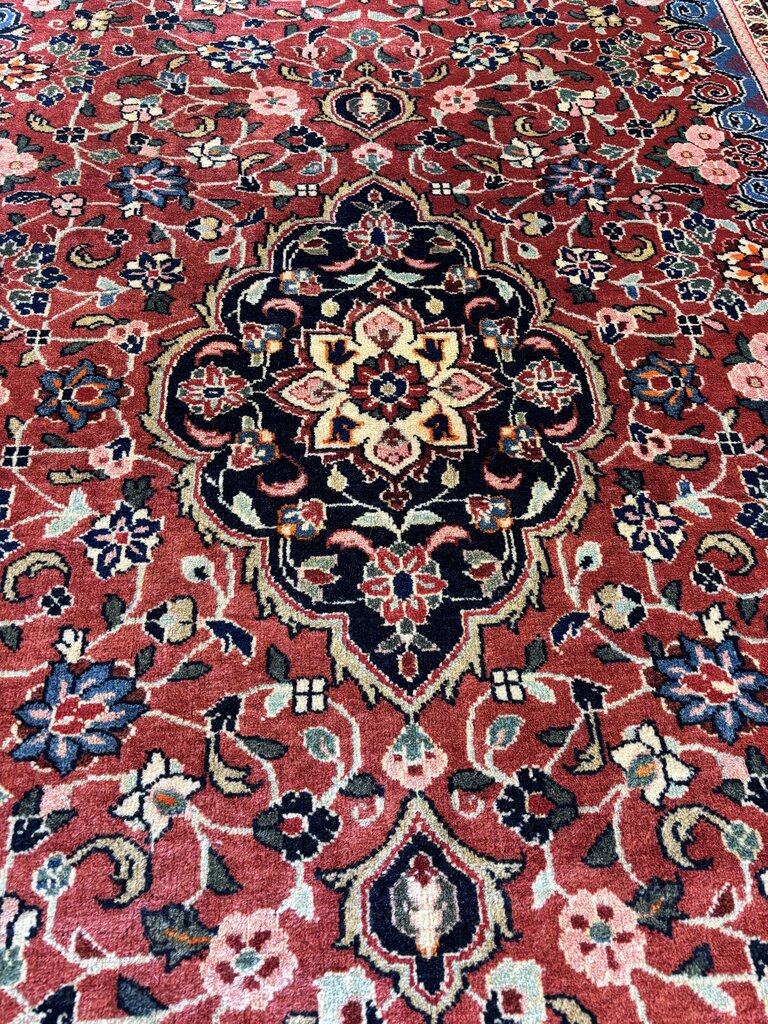 Wool Hand Made Iranian Markazi 10'.6" X 6'.8" - Image 7