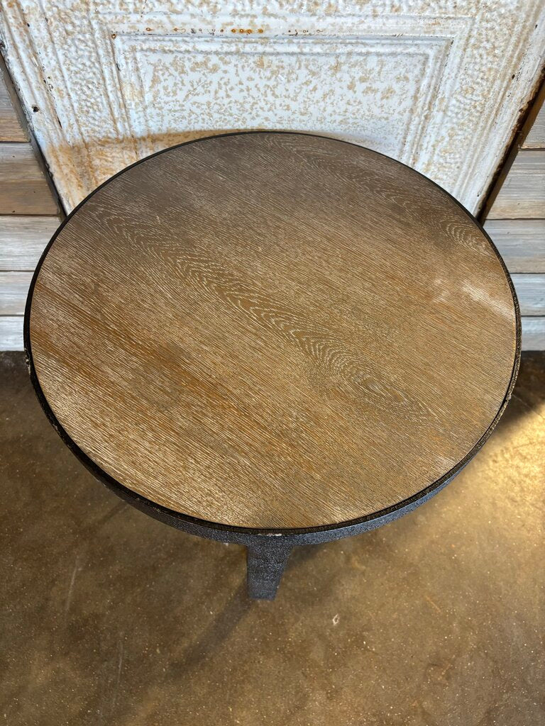Zentique Dec Round End Table 19.5"R 23.5"H - Image 2